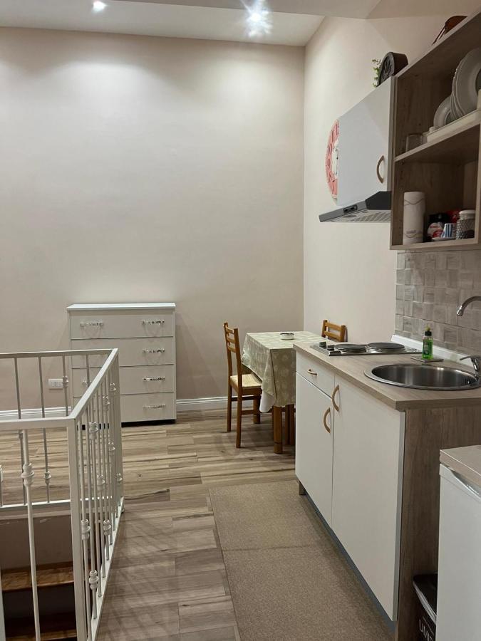La Petite Maison Naples